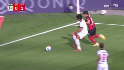 Bayern Munich - Upamecano à la passe, Lewandowski à la talonnade !