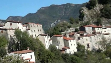LUCCHIO BORGO DA FIABA - Video marcobartolomei  Voce narrante Antonella Pederiva