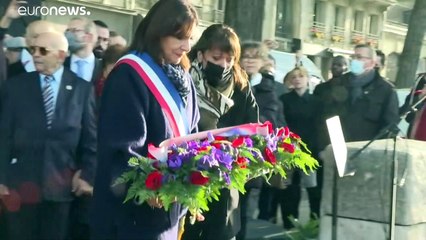 شاهد: القنصل العام الجزائري يتعرض لمضايقات وهتافات بباريس أثناء تكريم ضحايا أحداث 11 أكتوبر 1961