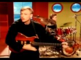 Level 42 - Lessons In Love (Extended Video)