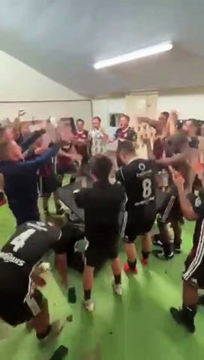 4 victoires en 4 matches le chant de la victoire