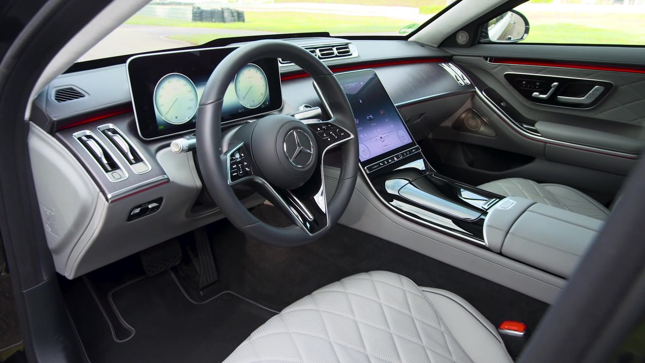 Mercedes-Benz S 680 GUARD 4MATIC Interior Design in obsidian black