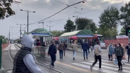 İstanbul haftaya trafik yoğunluğuyla başladı