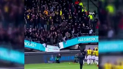 Hollanda'da galibiyet kutlaması sırasında tribün çöktü