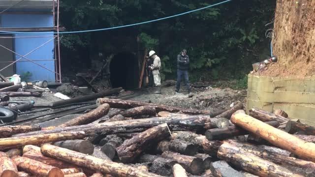 ZONGULDAK - Ruhsatsız işletilen maden ocağında 3 işçi göçük altında kaldı