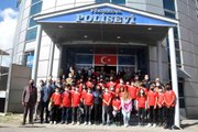 Son dakika haber: Yüksekova Emniyet Müdürlüğü 40 öğrenciyi Ankara'ya gönderdi