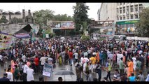 Bangladeş'te Hindular, artan şiddet olaylarını protesto etti