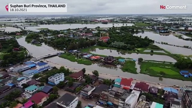 Tailândia enfrenta inundações por causa das chuvas torrenciais