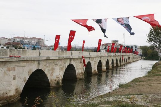 Restorasyonu tamamlanan Silivri Mimar Sinan Köprüsü ile Kısa Köprü açıldı