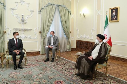 Son Dakika | İran Cumhurbaşkanı Reisi Venezuela Dışişleri Bakanı Plasencia ile görüştü