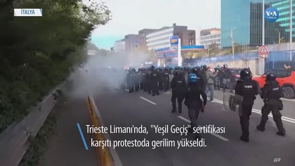 İtalya’da Corona Virüsü Sertifikasına Karşı Protesto