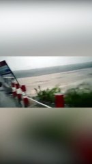 Haldwani's Gola bridge suddenly broken due to heavy rain