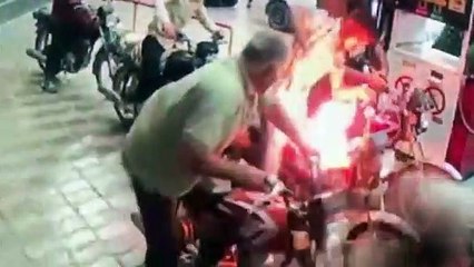 Don't use mobile in petrol bunk