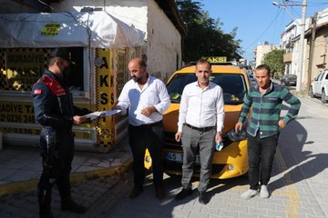 Jandarma taksi şoförlerini bilgilendirdi