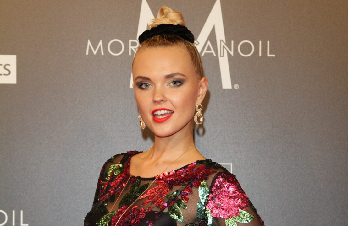 Bonnie Strange ist wieder verliebt