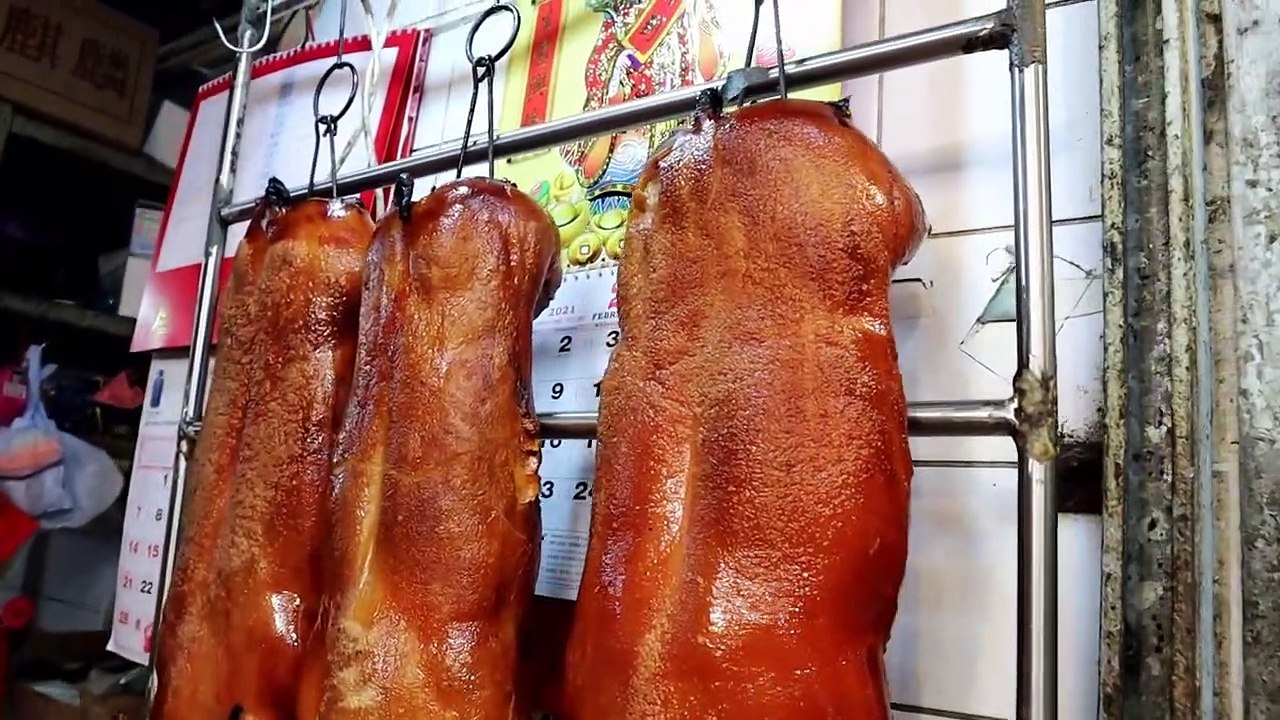 Street Food ||Chinese Roasted Pork Roasted Ducks Wonderful Asian Food .