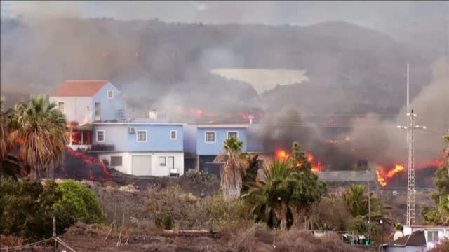 Así devoran las llamas las casas de Tajuya