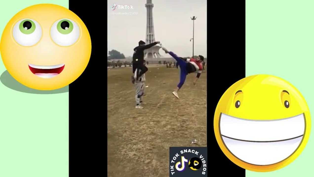 Funny Videos Compilation 2021 - Tik Tok Funny Videos - Snack Funny Videos 2021 - Viral Comedy Video_2