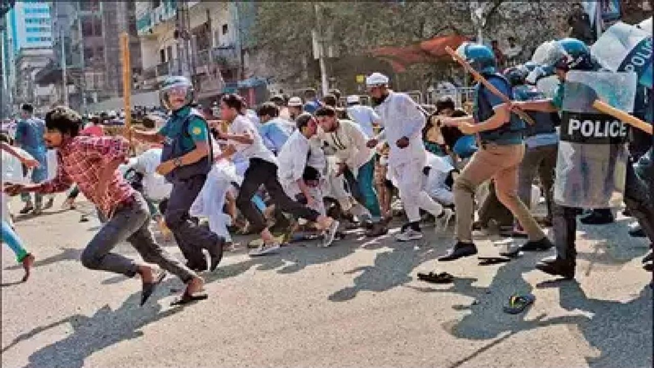 Dozens of Hindu houses attacked in Bangladesh