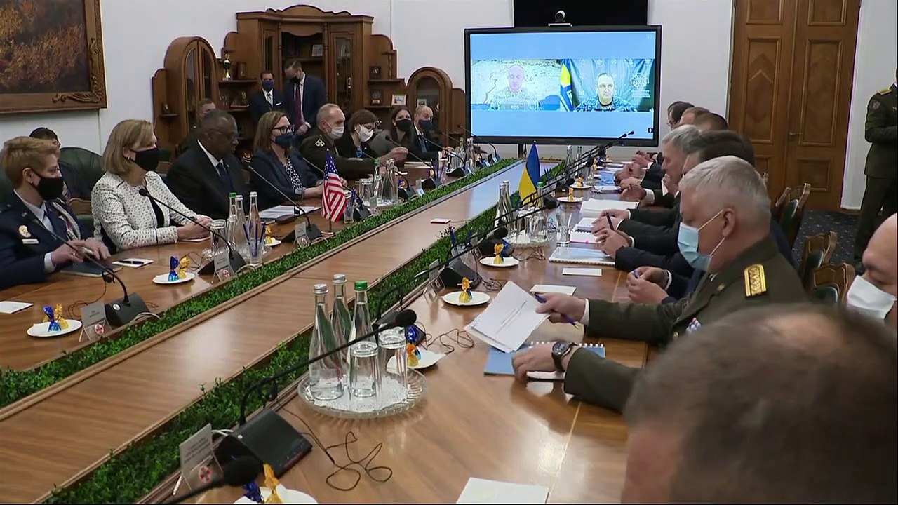 Kiew-Besuch: Lloyd Austin kritisiert 'bösartige Aktivitäten' Russlands