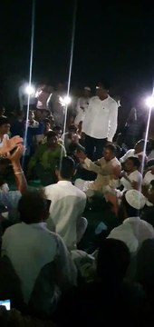रिफाइनरी के पास दिया धरना, समझाइश पर किया समाप्त