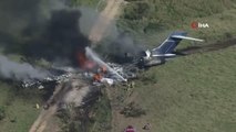 ABD'de 21 kişiyi taşıyan uçak düştü: Tüm yolcu ve mürettebat sağ kurtuldu