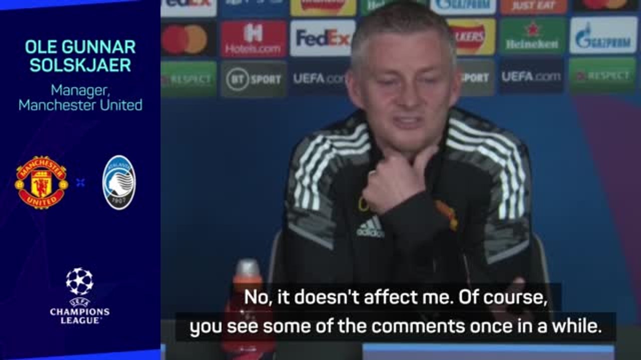 Carragher comments won't change United stance ...