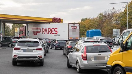 Almanya'da rekor kıran akaryakıt fiyatları, sürücüleri komşu ülkeye yönlendiriyor