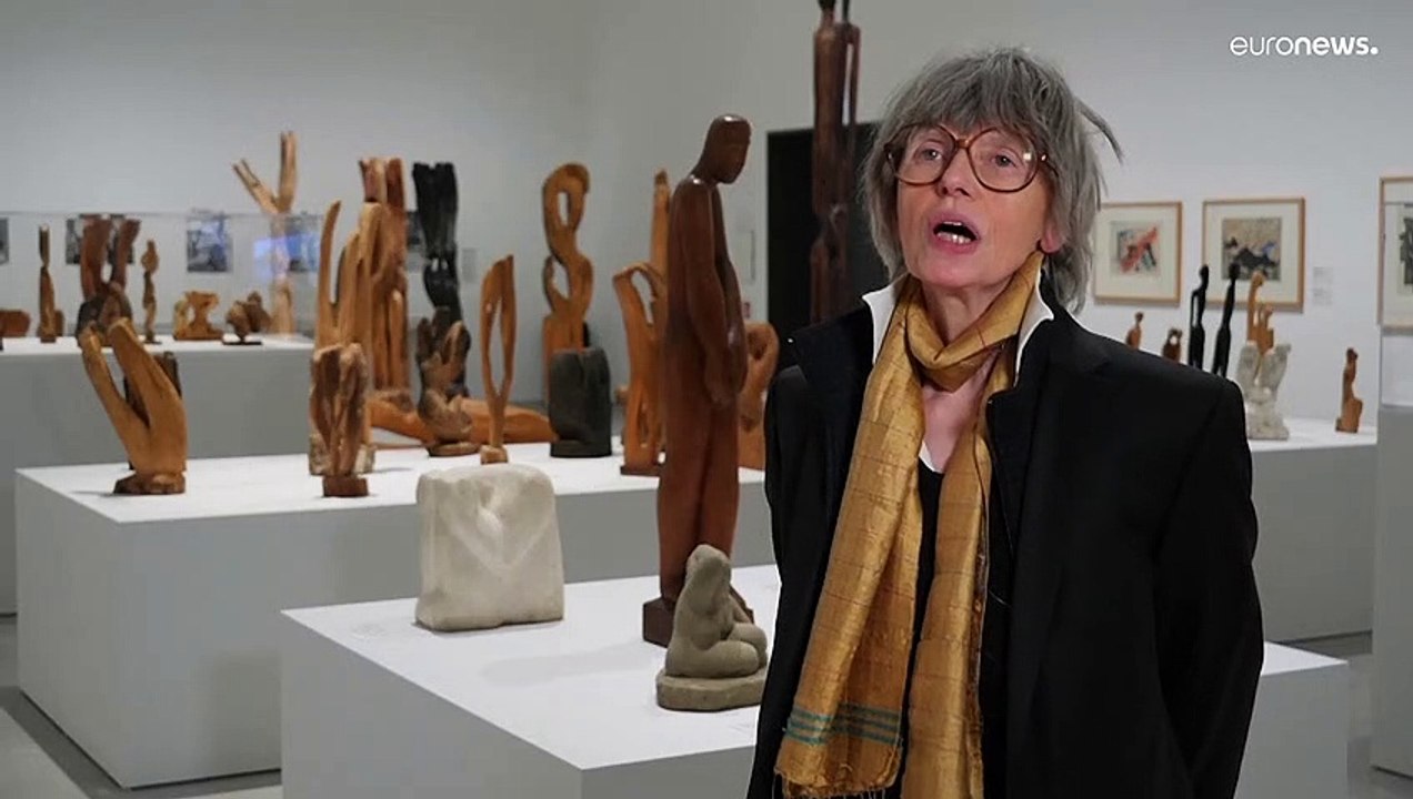 Berlin: Das 'Verborgene Museum' zeigt Skulpturen von Louise Stomps