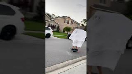 'Ghost' Haunts Florida Neighborhood