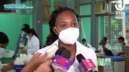 La población continúa asistiendo a los puestos de vacunación para inmunizarse contra la Covid-19