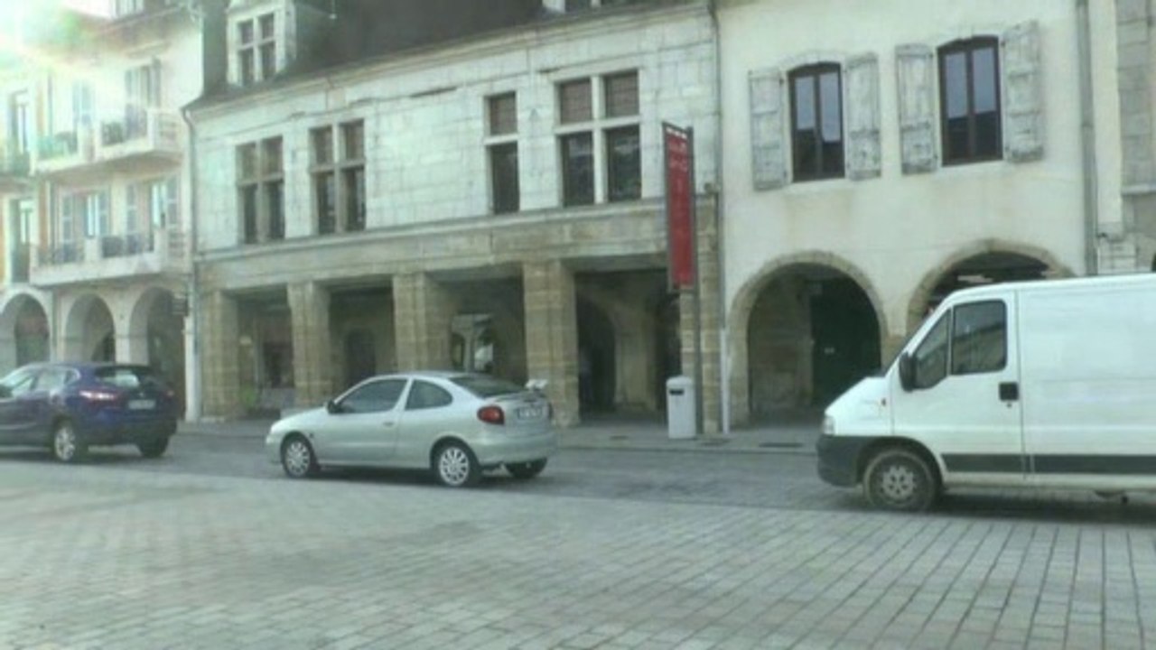 LES W-D.D. MICHOU64 NEWS - 15 OCTOBRE 2021 - PAU - NAY - VISITE DE LA MAISON CARREE À NAY AVEC LE COLLECTIF DU BUISSON