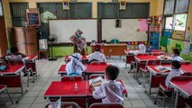 Ditemukan Klaster COVID-19, Pemkot Surakarta Tutup Sementara 5 Sekolah