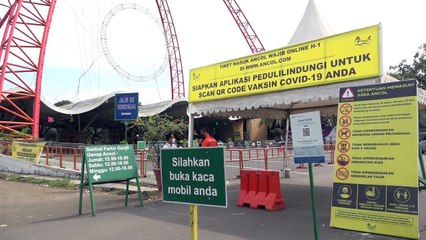 Warga Antusias Manfaatkan Libur Nasional untuk ke Ancol