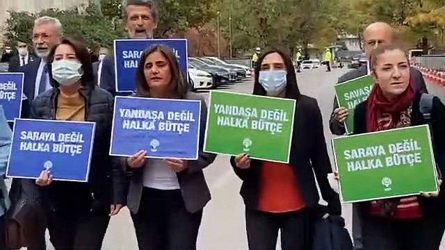 HDP’li Paylan: 2022 bütçe görüşmelerine halkın katılması için Meclis Başkanlığı'na dilekçe verdik