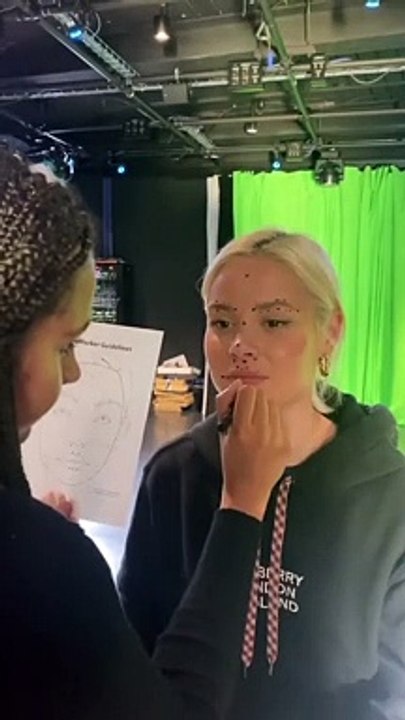 Nina Nesbitt - Motion Capture