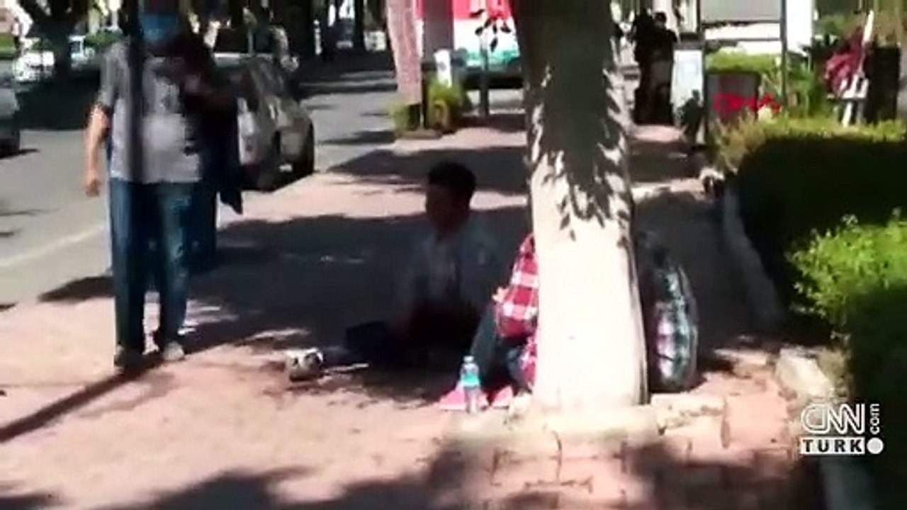 Bisiklet devrilince otobüs çarptı