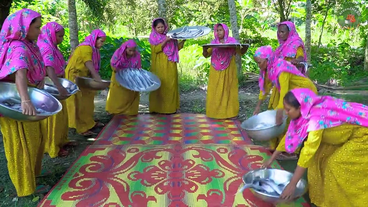 Delicious Knife Fish Kosha - Churi Fish Curry Cooking in Village - 60 KG Fish Vu