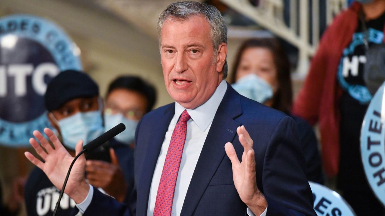 New York City Mayor Announces Mandatory Vaccines for All City Workers