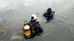 Les plongeurs partent inspecter le site archéologique à 16 mètres de profondeur.