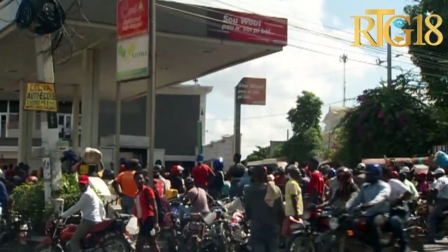 Mouvman panik ki gen sou wout dèlma akoz difikilte ki genyen pou moun jwenn gaz achte.