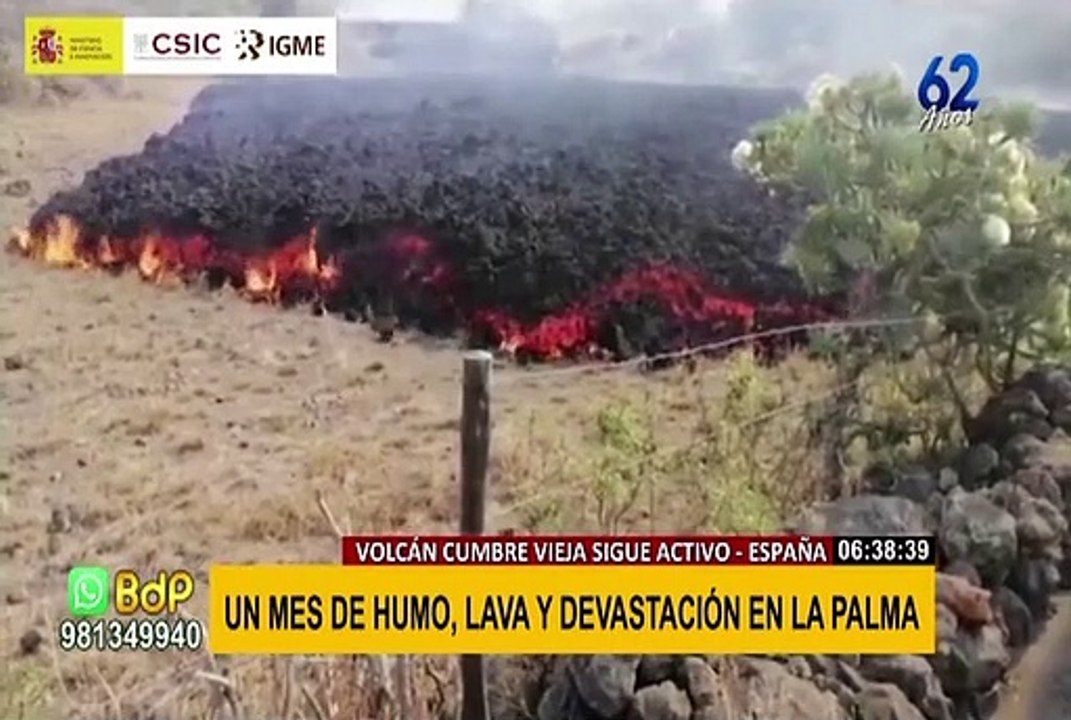 Volcán Cumbre Vieja: un mes de humo, lava y devastación sin final a la vista