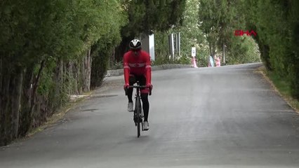 KONYA SOKAKLARINDA KULLANMAYI ÖĞRENDİĞİ BİSİKLET, ABD'NİN KAPILARINI AÇTI
