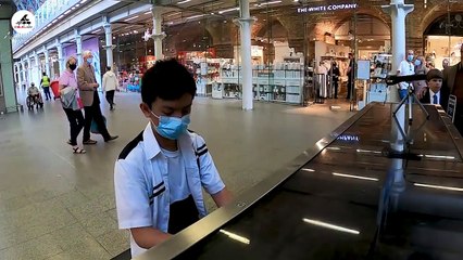 You Can See Her Smile Through Her Mask - November Rain in Public - Cole Lam 14 Years Old