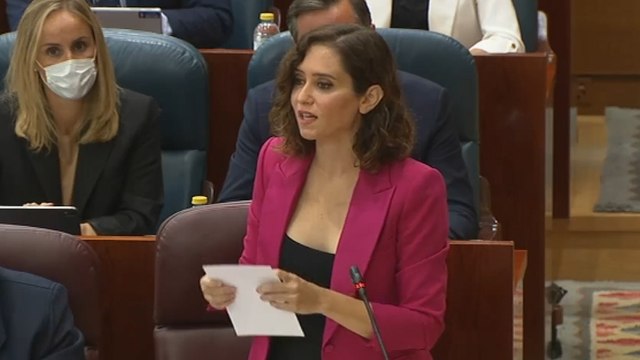 Ayuso anuncia que los niños dejarán de utilizar mascarillas en el patio a partir del lunes