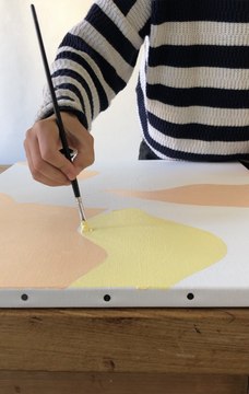 Peinture acrylique : une toile graphique