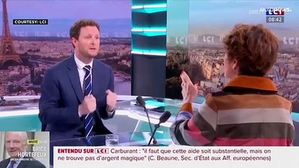 "بولندا تخاطر بإخراج نفسها من الاتحاد الأوروبي بحكم الأمر الواقع"