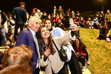 Başkan Zolan, PAÜ'yü kazanan gençlere Denizli'yi anlattı