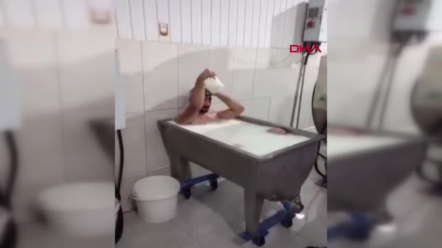 SÜT KAZANINDA BANYO YAPAN 2 İŞÇİ, BERAAT ETTİ