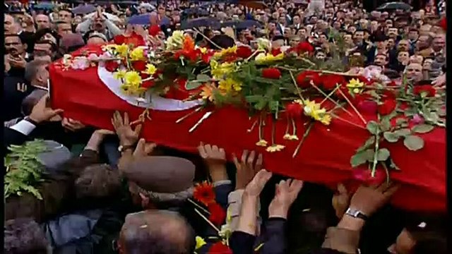 Ahmet Taner Kışlalı cinayeti üzerinden 22 yıl geçti